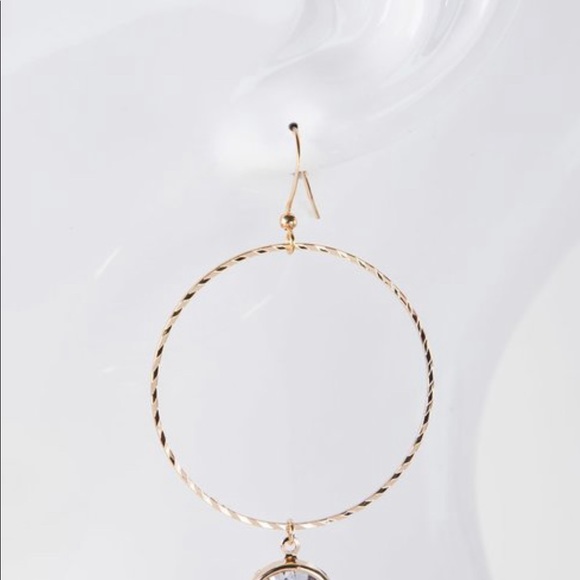 Crystal loop dangling earrings - Picture 6 of 6